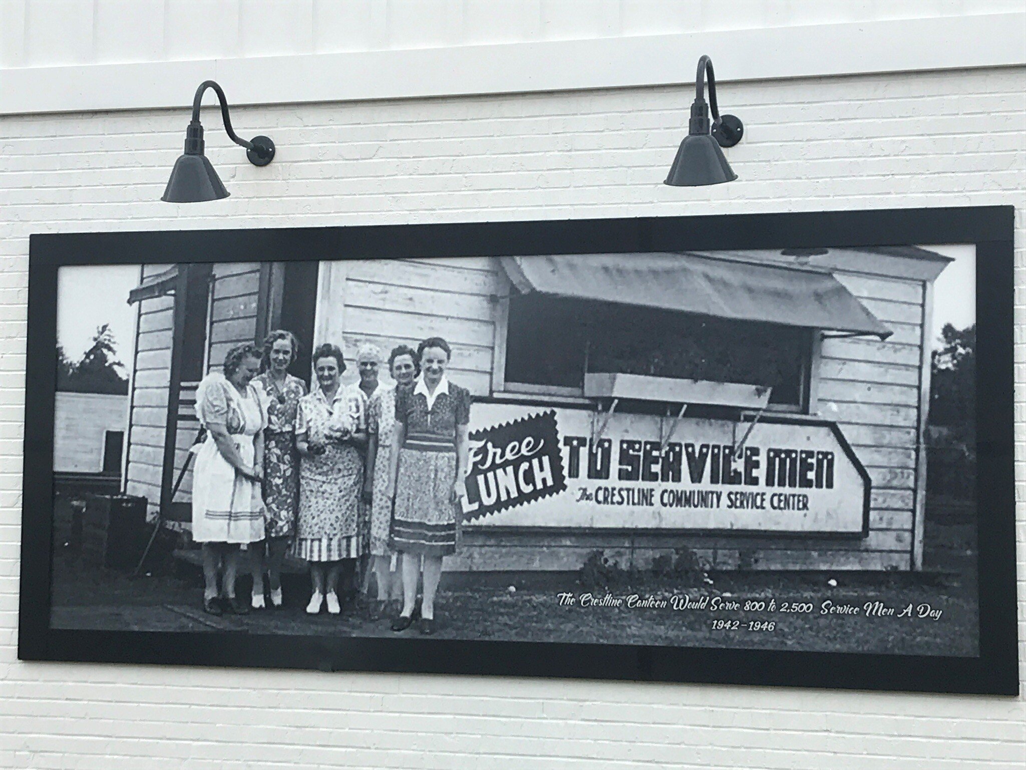 Crestline-Community-Womens-center-Banner-Frame-Classic-8x16-8oz-mesh-brick Wallscape Of The Week: Making The Old New Again