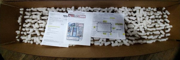 Unpacked_BannerFrame_Box_Lind_SignSpring_BannerFrameCLASSIC Is It A Banner or A Sign? Yes. Lind's SignSpring BannerFrame System Provides the Benefits of Both.