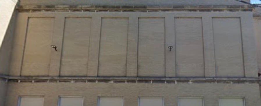 niagara-arts-cultural-center-before-2 Wallscape of the Week: ﻿More Artsy Less Fartsy