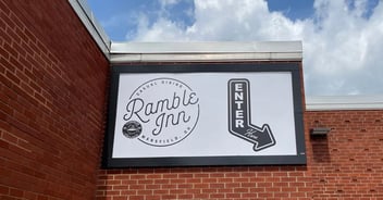 Why Your Business Should Advertise With Outdoor Banners