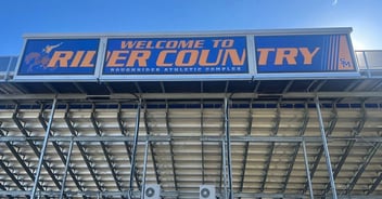 11 Tips for Maintaining Your Vinyl Banners