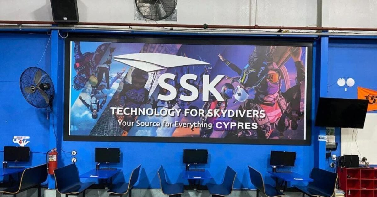 A Beginner's Guide to Displaying Indoor Banners