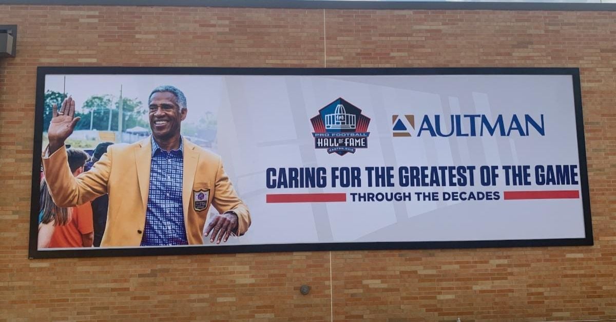 8 Ways To Make Your Large Signage More Sustainable