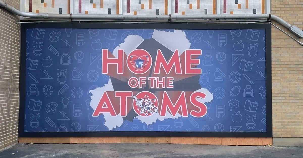 8 Practical Applications for Outdoor Banner Frames