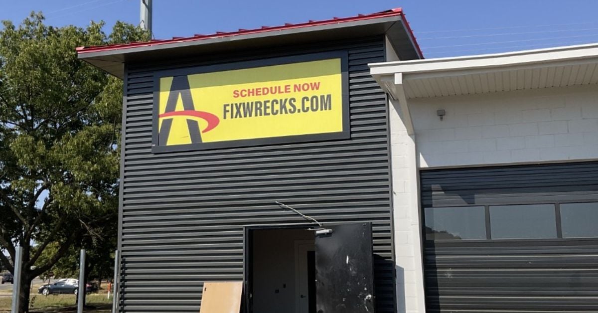 How To Streamline Signage Updates With Quick-Change Frames