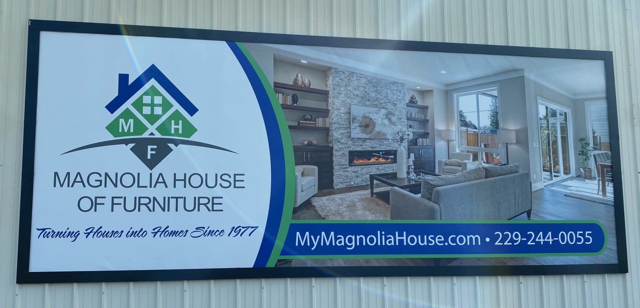SOGA Graphics installs a SignSpring BannerFrame Classic with covers for Magnolia House of Furniture in Georgia