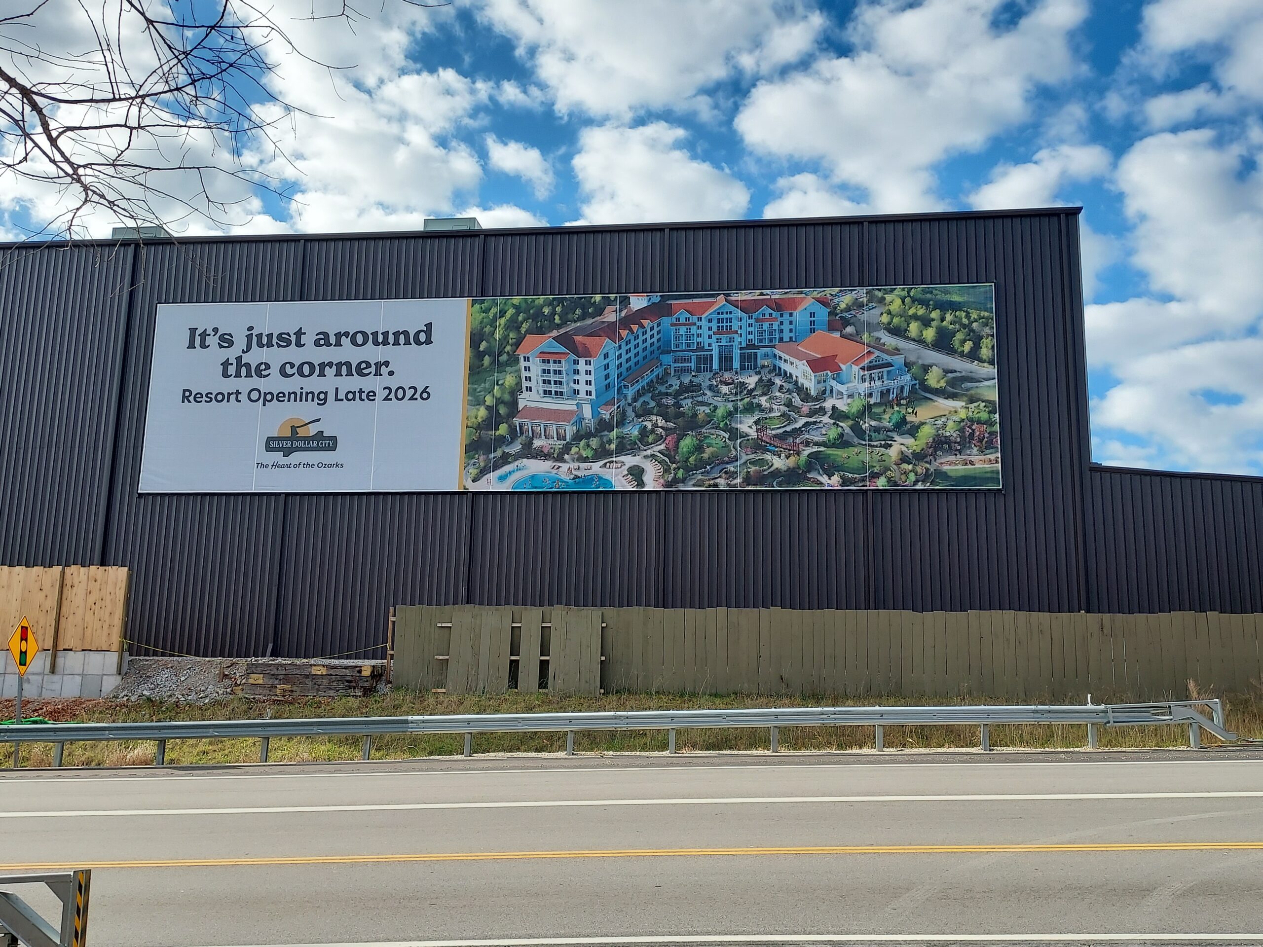 Metal Building, Mesh Banner, Sign Spring, Large Format Printing